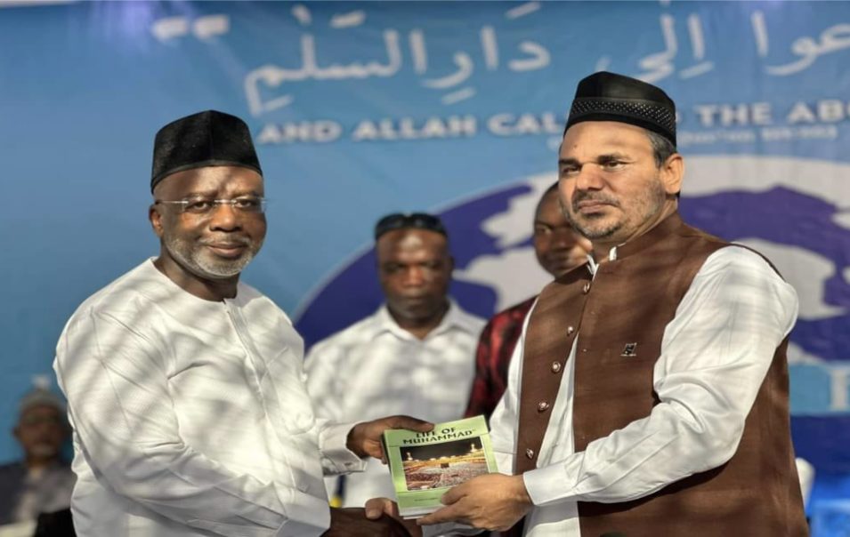 Speaker Koffa Admonishes Ahmadiyya Muslims To Be Truthful To Islam